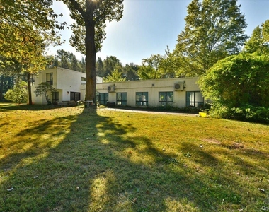 3 Mill Pond Lane - Photo Thumbnail 18