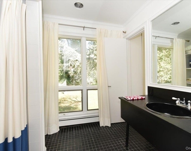 3 Mill Pond Lane - Photo Thumbnail 13