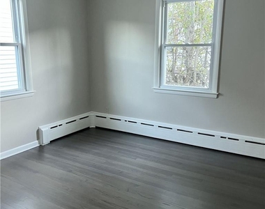 3 Muller Avenue - Photo Thumbnail 13
