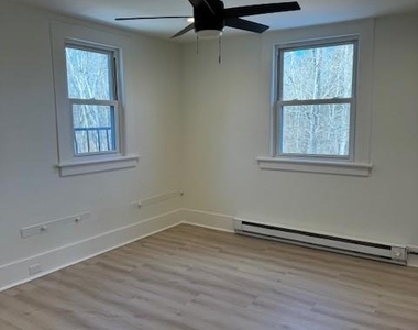 7 Tamarack - Photo Thumbnail 3