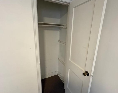 636 W Park Lane - Photo Thumbnail 9