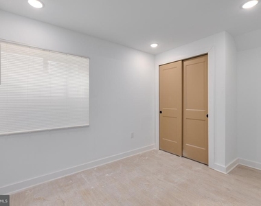 4153 Mantua Avenue - Photo Thumbnail 6