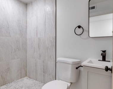 4153 Mantua Avenue - Photo Thumbnail 4