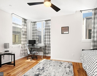 842 N Leithgow Street - Photo Thumbnail 20