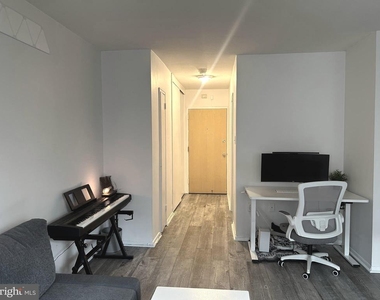 2101 Chestnut Street - Photo Thumbnail 20