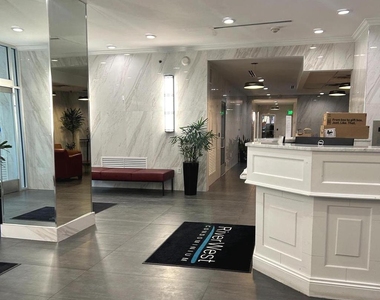 2101 Chestnut Street - Photo Thumbnail 9