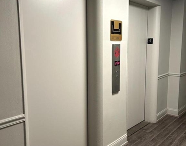 2101 Chestnut Street - Photo Thumbnail 25
