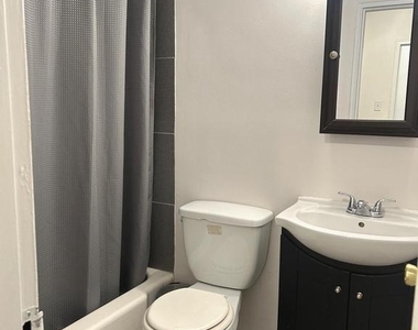 2101 Chestnut Street - Photo Thumbnail 24