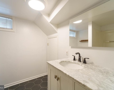 4400 Garrett Park Road - Photo Thumbnail 13
