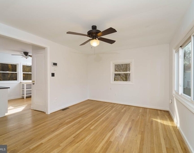 4400 Garrett Park Road - Photo Thumbnail 1