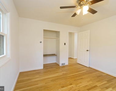 4400 Garrett Park Road - Photo Thumbnail 8