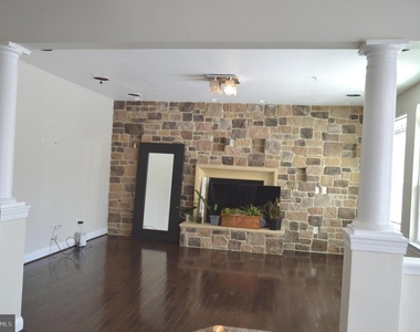 4967 Windpower Way - Photo Thumbnail 4