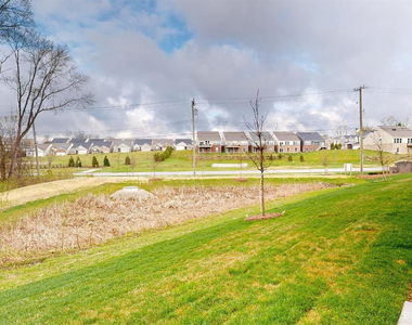 2725 Bristol Rdg Drive - Photo Thumbnail 27