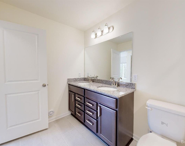 2725 Bristol Rdg Drive - Photo Thumbnail 14