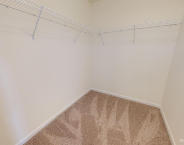 2725 Bristol Rdg Drive - Photo Thumbnail 15