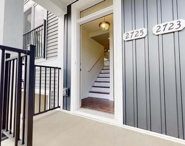 2725 Bristol Rdg Drive - Photo Thumbnail 1