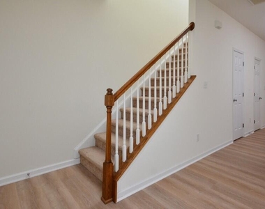 1326 Holly Grove Way - Photo Thumbnail 4