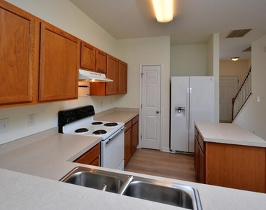 1326 Holly Grove Way - Photo Thumbnail 7