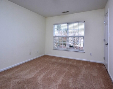 1326 Holly Grove Way - Photo Thumbnail 20