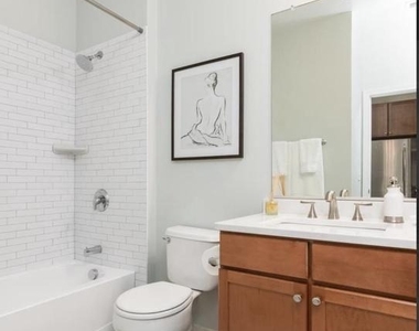 1391 Pennsylvania Avenue Se - Photo Thumbnail 6
