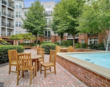 1391 Pennsylvania Avenue Se - Photo Thumbnail 23