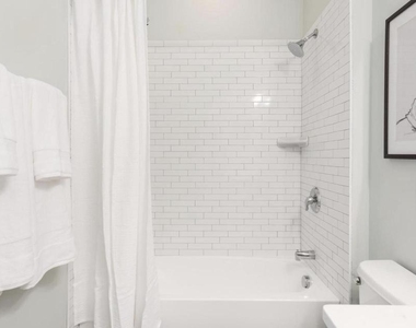 1391 Pennsylvania Avenue Se - Photo Thumbnail 7