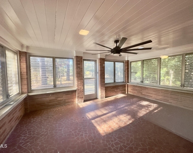 405 N Main Street - Photo Thumbnail 3