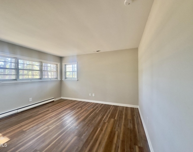 405 N Main Street - Photo Thumbnail 14