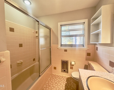 405 N Main Street - Photo Thumbnail 11