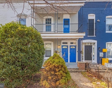 1267 Morse Street Ne - Photo Thumbnail 1