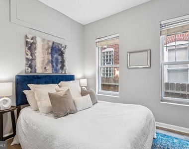 1267 Morse Street Ne - Photo Thumbnail 9