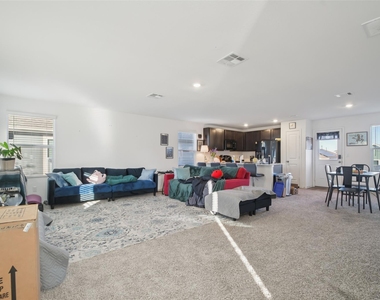 857 Powell St - Photo Thumbnail 3