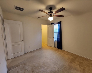 222 Telluride Dr - Photo Thumbnail 21