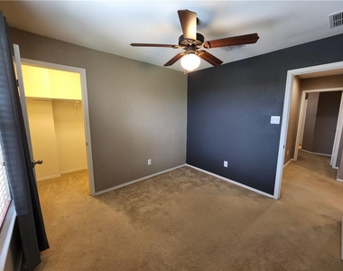 222 Telluride Dr - Photo Thumbnail 19