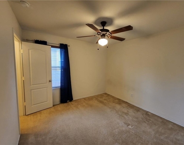 222 Telluride Dr - Photo Thumbnail 20