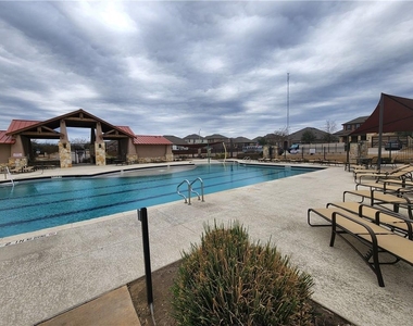 222 Telluride Dr - Photo Thumbnail 33
