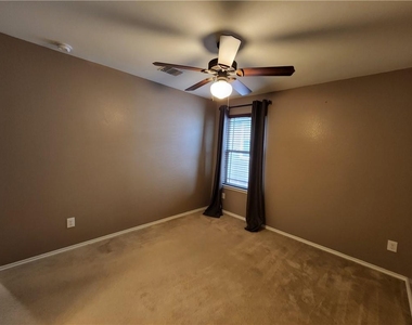 222 Telluride Dr - Photo Thumbnail 25