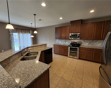 222 Telluride Dr - Photo Thumbnail 6