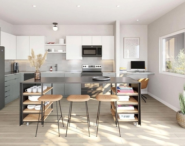 100 W Mockingbird Ln - Photo Thumbnail 3