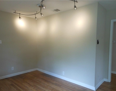 4615 Banister Ln - Photo Thumbnail 4