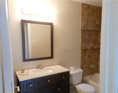 4615 Banister Ln - Photo Thumbnail 14