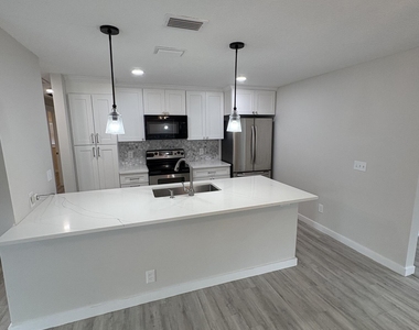 3968 Packard Drive - Photo Thumbnail 5