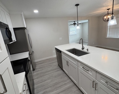 3968 Packard Drive - Photo Thumbnail 15