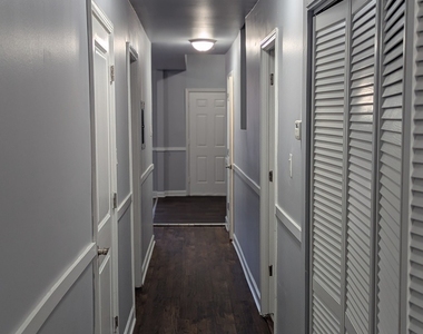 6401 S Saint Lawrence Avenue - Photo Thumbnail 4
