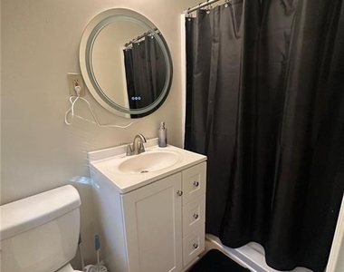 6702 Songwood Drive - Photo Thumbnail 10