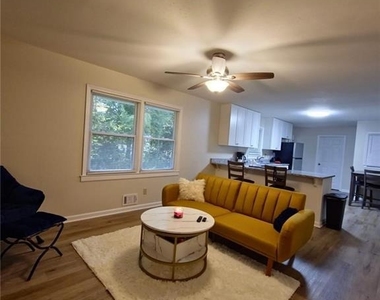 6702 Songwood Drive - Photo Thumbnail 6
