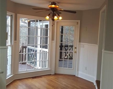 3885 Waterford Drive - Photo Thumbnail 10