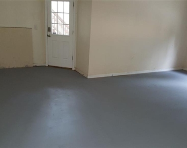3885 Waterford Drive - Photo Thumbnail 35