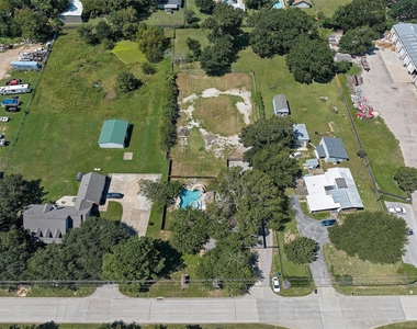 15915 Mueschke Road - Photo Thumbnail 3