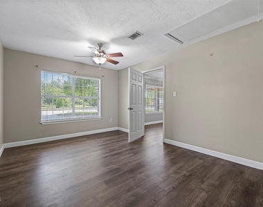 15915 Mueschke Road - Photo Thumbnail 5
